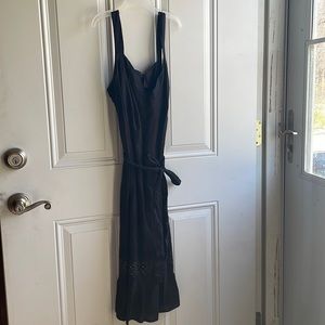 Old Navy Linen embroidered dress